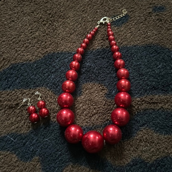 Red Jewelry set - Picture 1 of 1
